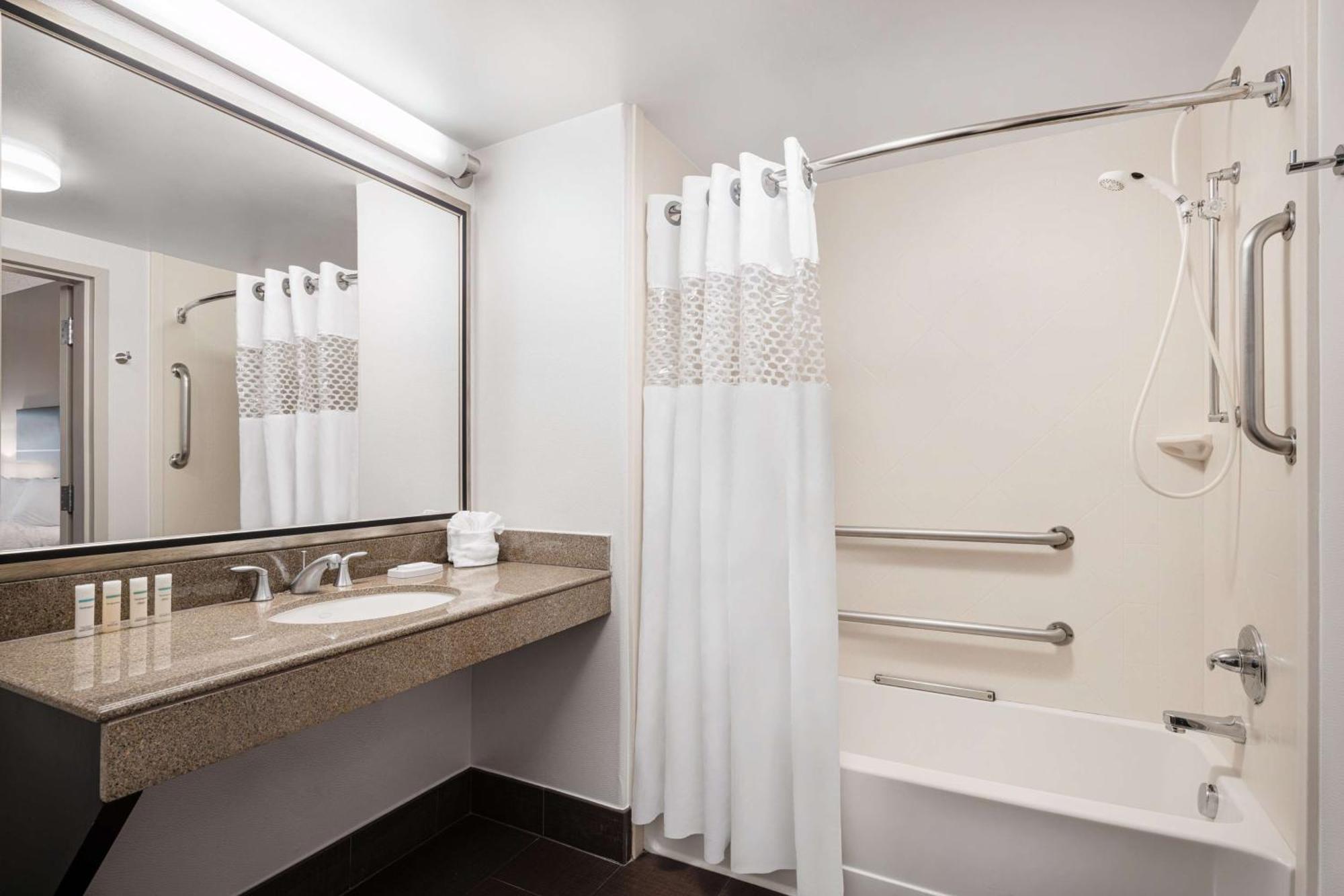 Hampton Inn Loveland Kültér fotó